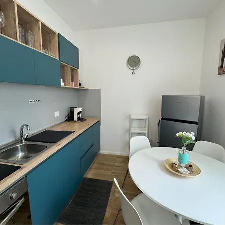 Casa Belfiore Etna-apartments 度假居 *
